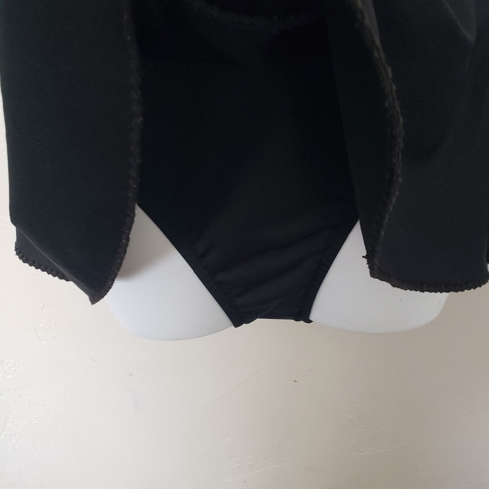 Union Made Vintage Women's One Piece Swimsuit Tropical Floral Skirt Colorful 6 - Picture 10 of 14